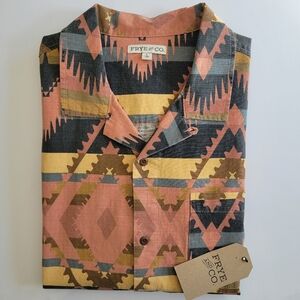 Frye and Co. Big and Tall  Regular Fit Short Sleeve Button-Down Shirt.